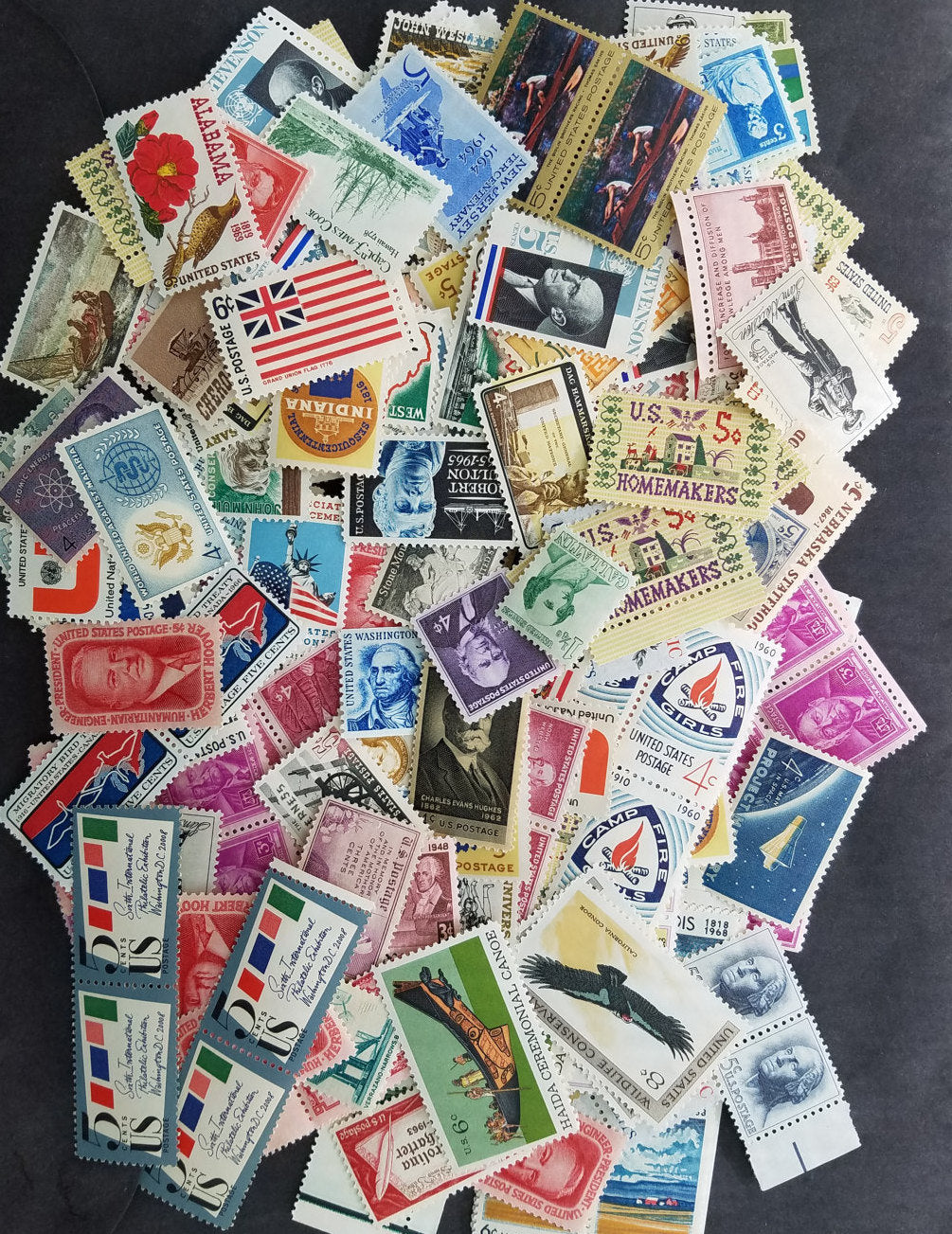 Twenty-five (25) vintage unused 1940s - 1970s postage stamps // 3c, 4c, 5c, 6c, 8c vintage stamps // All different // Face value 1.30