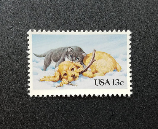 Five (5) vintage unused postage stamps - Puppy and kitten // 13 cent stamps // Face value 0.65