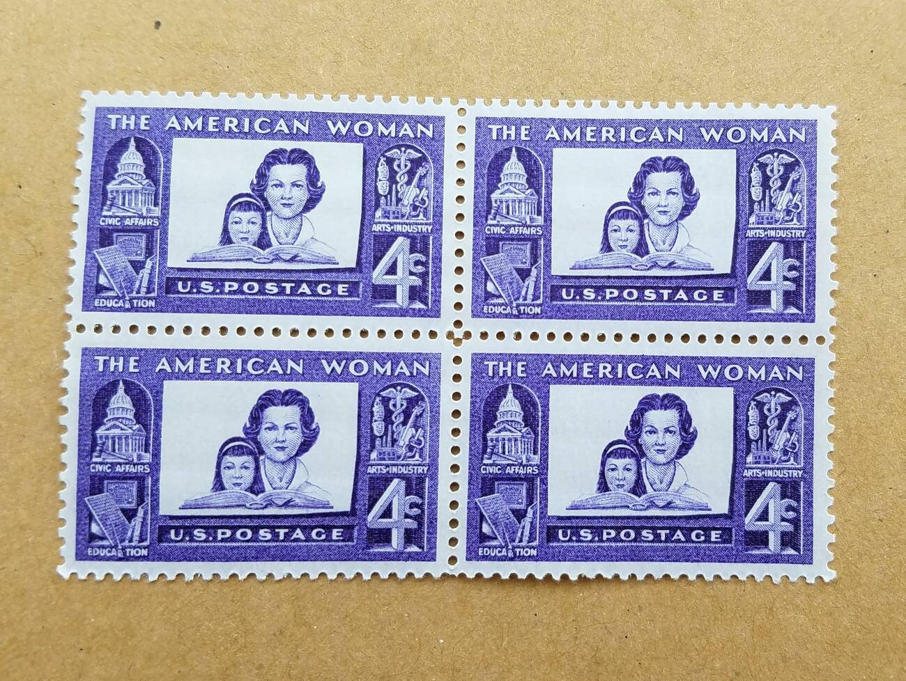 Five (5) vintage unused postage stamps - American Woman // 4 cent stamps // face value 0.20