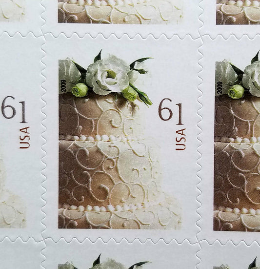 One (1) unused wedding postage stamps - Wedding cake // 61 cent stamp