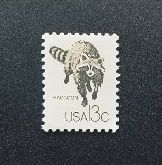 Five (5) vintage unused postage stamps - Canadian wildlife: Raccoon // 13 cent stamps // Face value 0.65