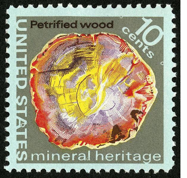 Five (5) vintage unused postage stamps - Minerals - Petrified wood // 10 cent stamps // Face value: 0.50