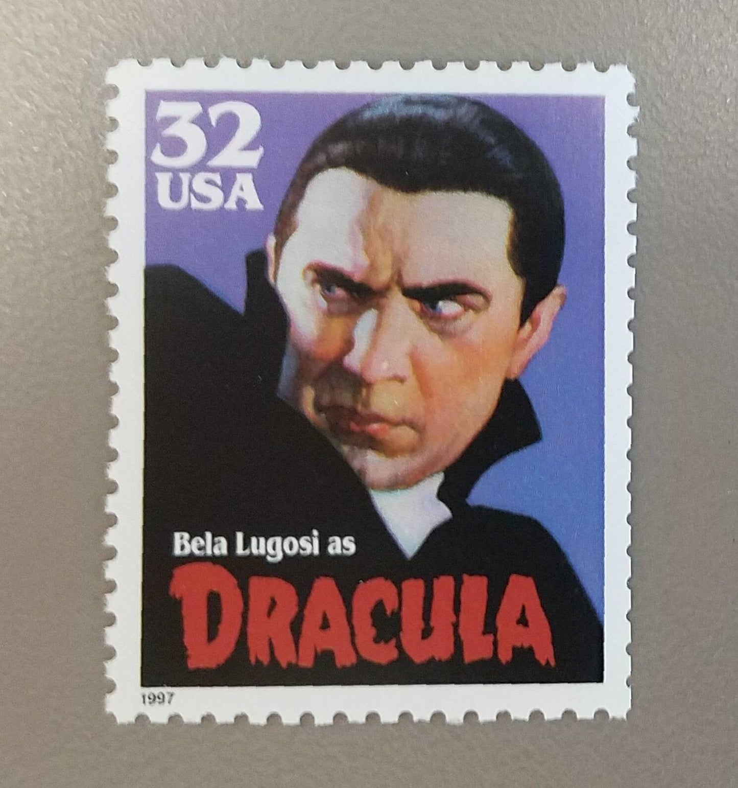 One (1) vintage unused postage stamp - Movie monsters - Dracula // 32 cent stamps