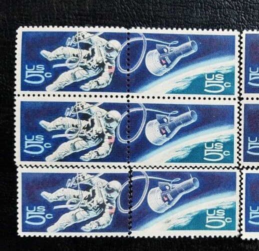 Two (2) vintage unused space postage stamps - Space Walk, Gemini // Achievements in space // 5 cent stamps